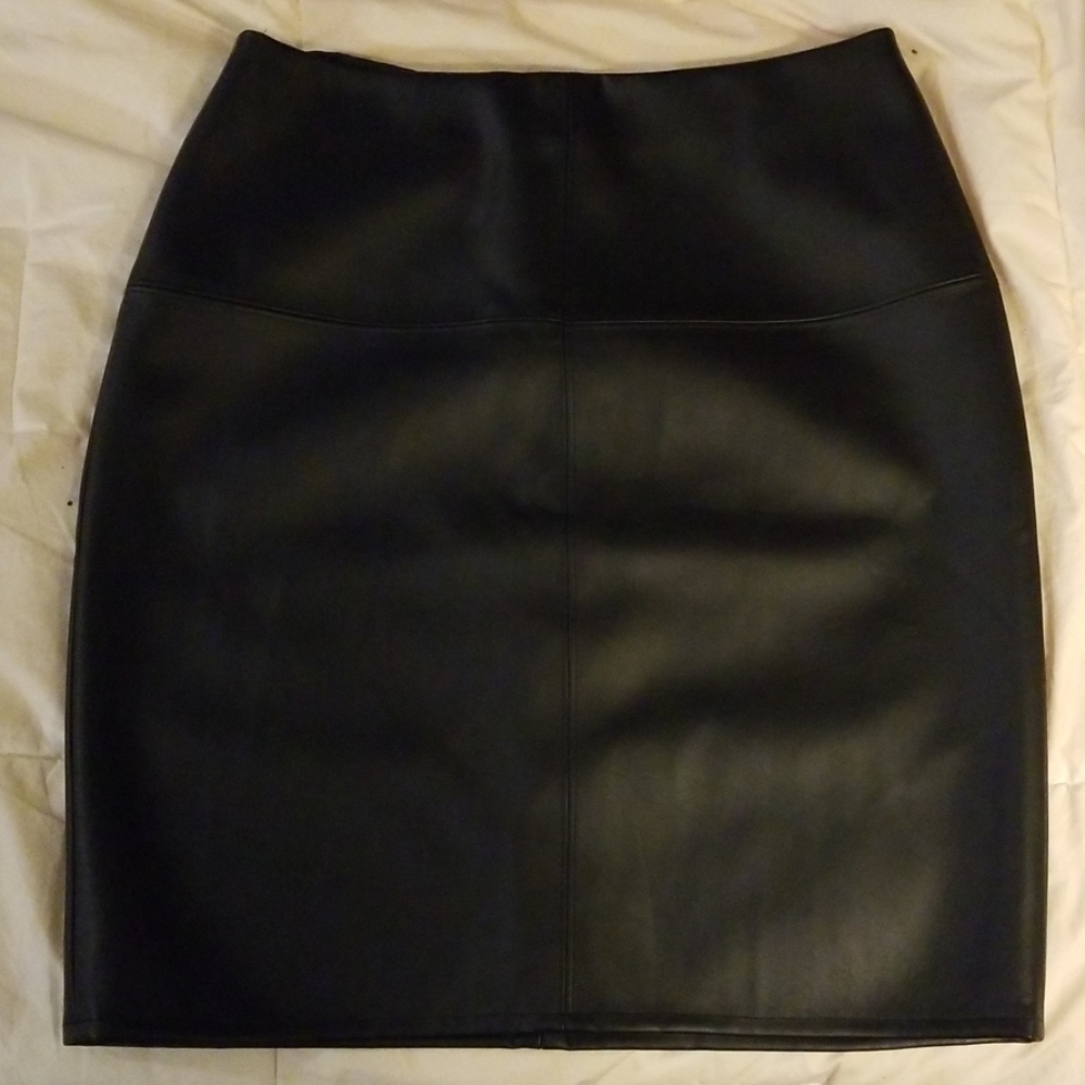 Missguided Black Faux-Leather Miniskirt Like New